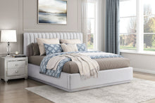 Load image into Gallery viewer, Mulvane Platform Bed