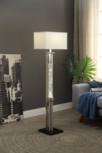 Load image into Gallery viewer, Noura Floor Lamp
